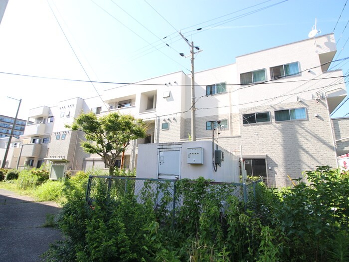 物件外観写真6　(周辺環境)