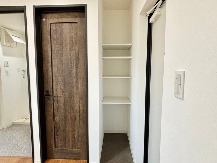 物件内観写真20　(廊下)