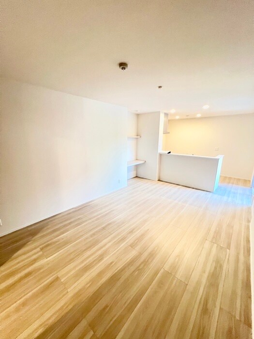 物件内観写真14　(居室)