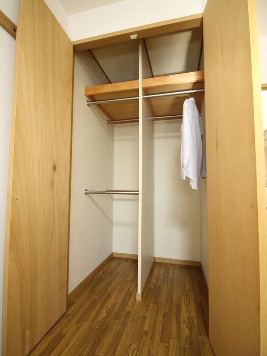 物件内観写真9　(収納)