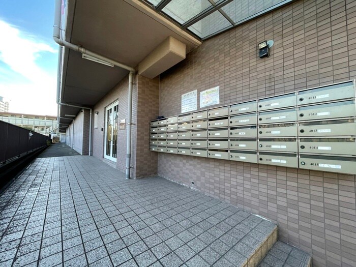 物件外観写真6　(建物設備)