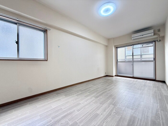 物件内観写真10　(居室)