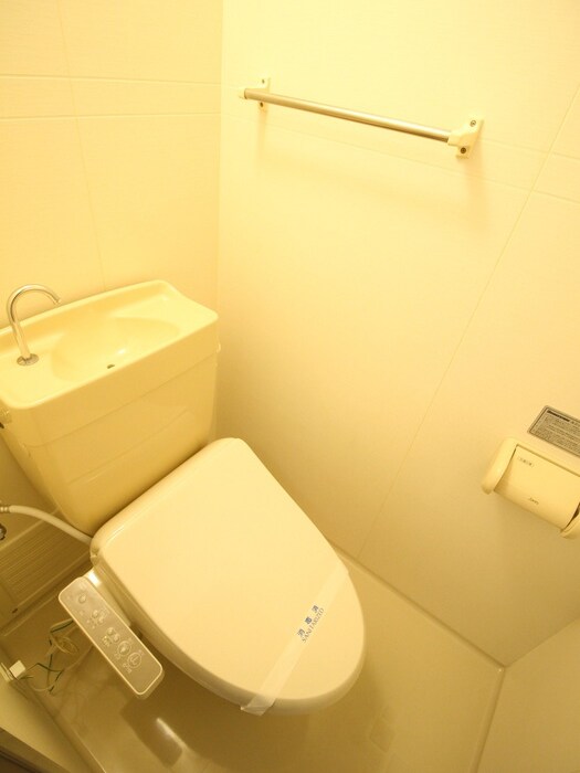 物件内観写真11　(トイレ)