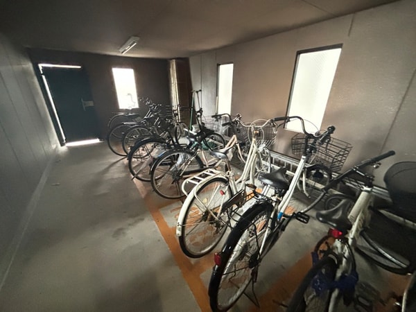 駐輪場