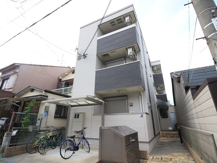 物件外観写真1　(外観写真)