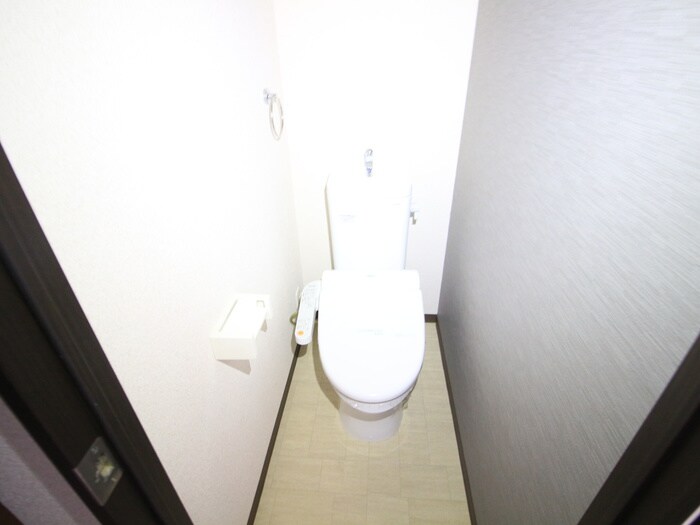 物件内観写真10　(トイレ)