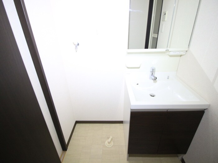 物件内観写真21　(洗濯機置場)