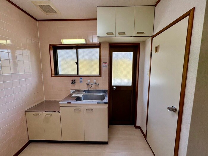 物件内観写真8　(キッチン)