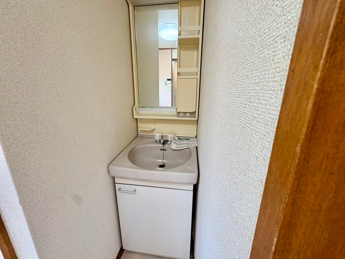 物件内観写真12　(洗面)