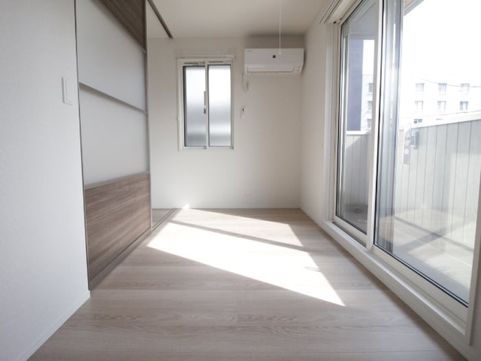 物件内観写真9　(居室)