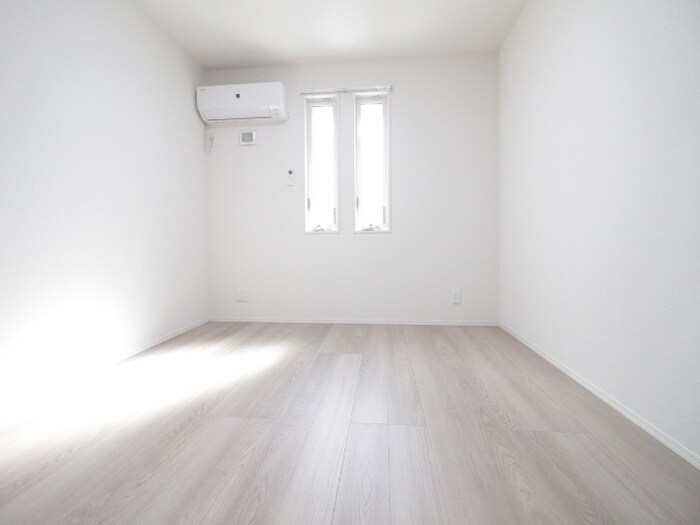 物件内観写真10　(居室)