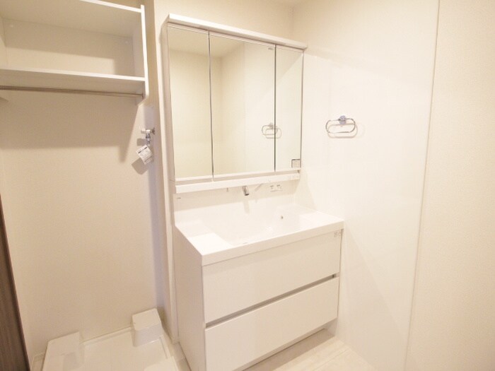 物件内観写真13　(洗面)