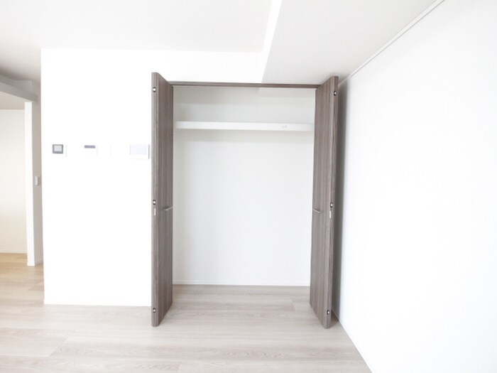 物件内観写真18　(収納)
