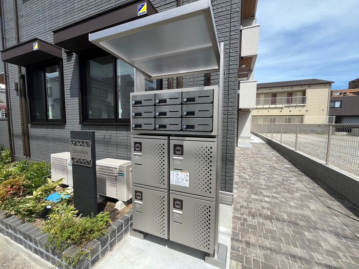 物件外観写真5　(建物設備)