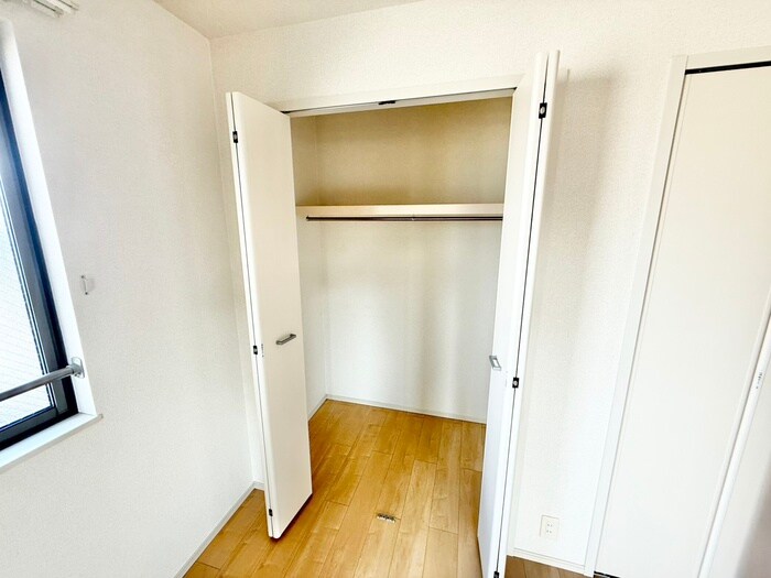 物件内観写真16　(収納)