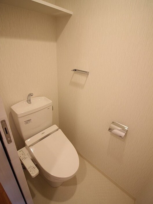 物件内観写真12　(トイレ)