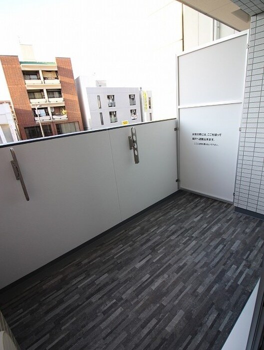 物件内観写真16　(ベランダ・バルコニー)