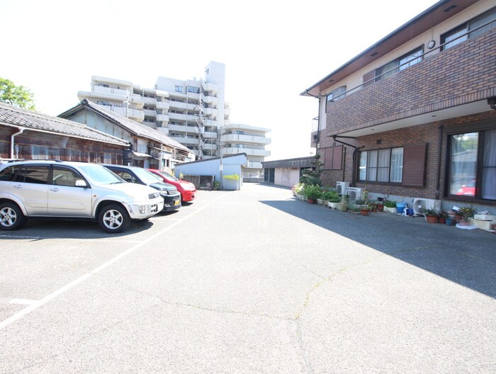 物件外観写真6　(周辺環境)