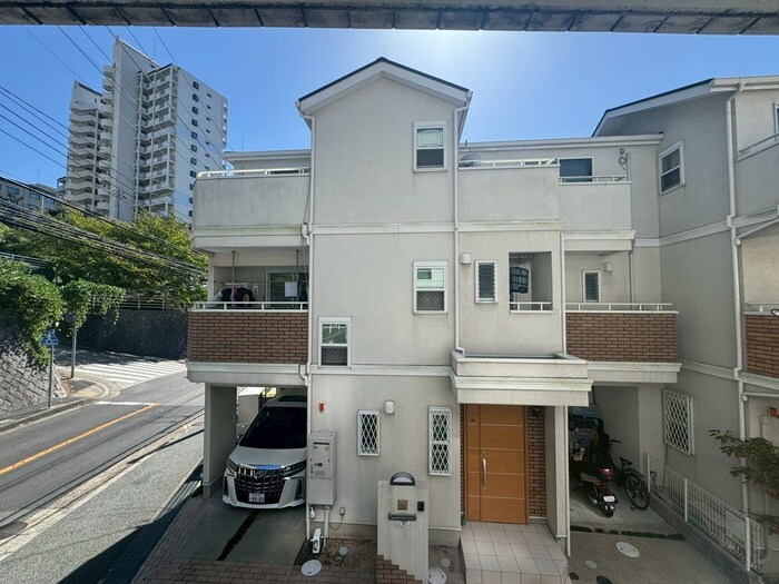 物件内観写真17　(室内からの展望)