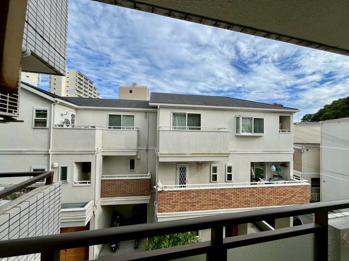 物件内観写真20　(室内からの展望)