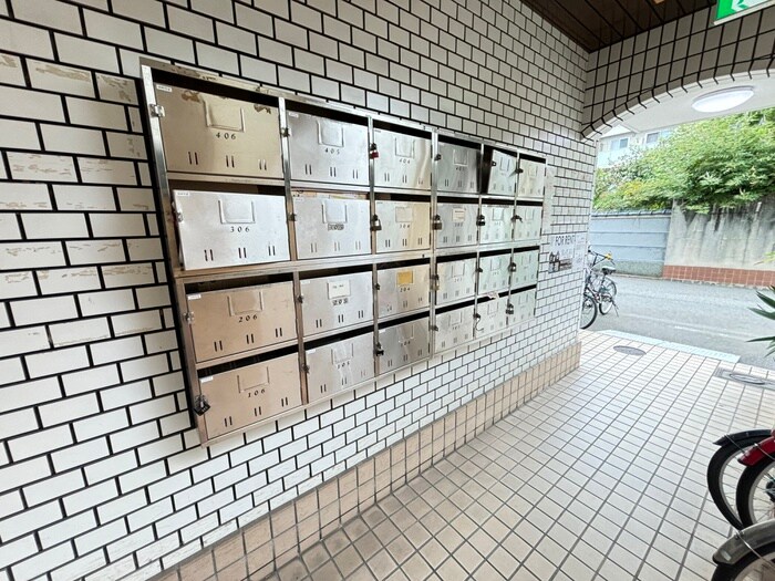 物件外観写真4　(建物設備)