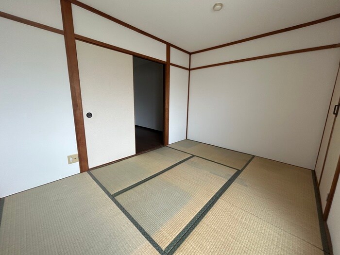 物件内観写真13　(居室)