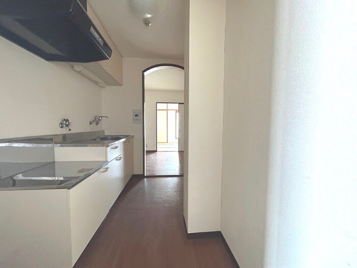 物件内観写真18　(廊下)