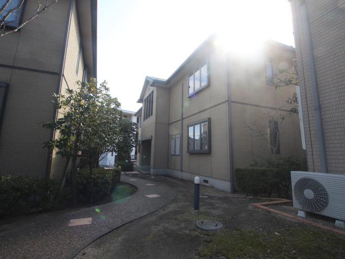 Neu chatel IWAZONO　Ｂ棟