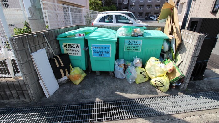 物件外観写真6　(建物設備)