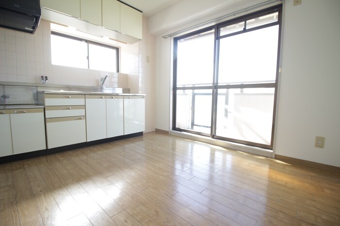 物件内観写真7　(居室)