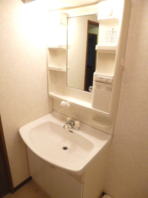 物件内観写真13　(洗面)