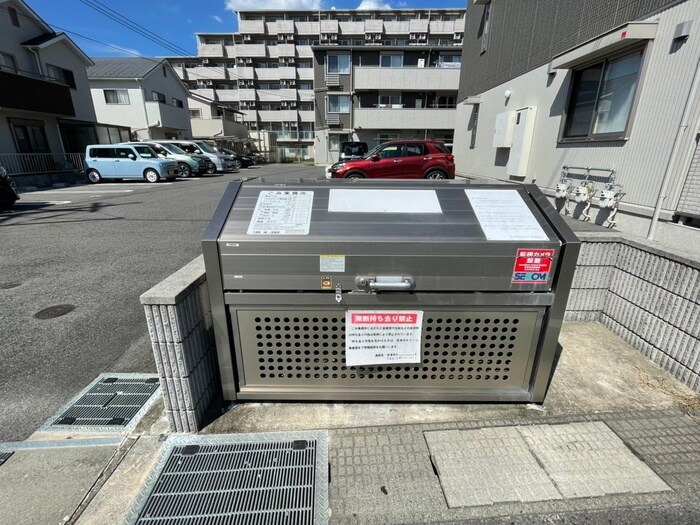 物件外観写真5　(外観写真)