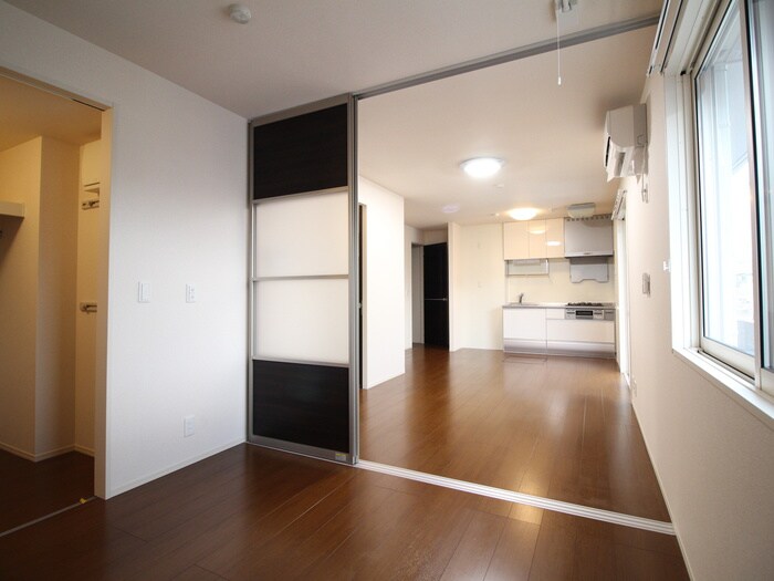 物件内観写真13　(居室)