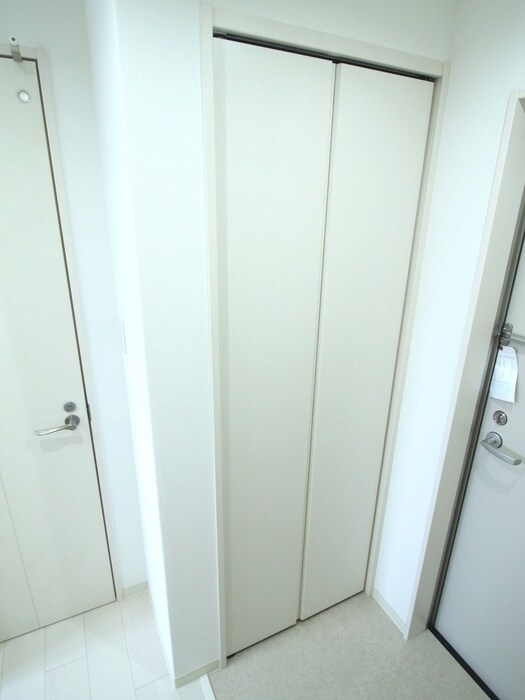 物件内観写真8　(収納)