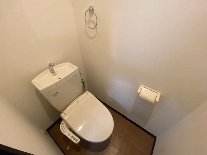 物件内観写真10　(トイレ)