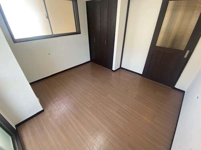 物件内観写真18　(居室)