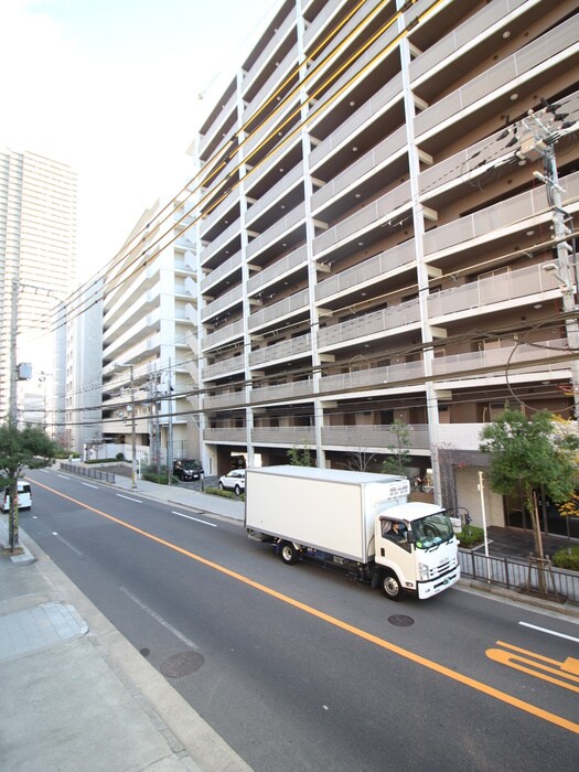 物件内観写真22　(室内からの展望)