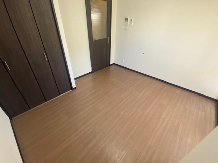 物件内観写真22　(居室)