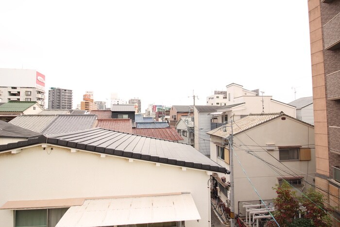 物件内観写真16　(室内からの展望)