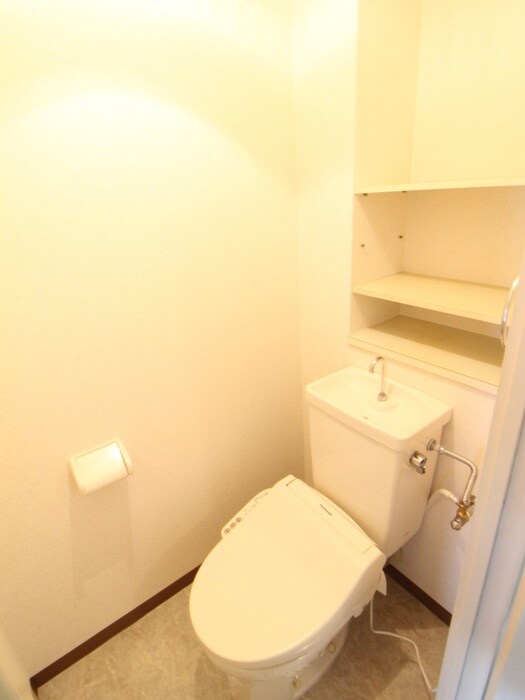 物件内観写真9　(トイレ)