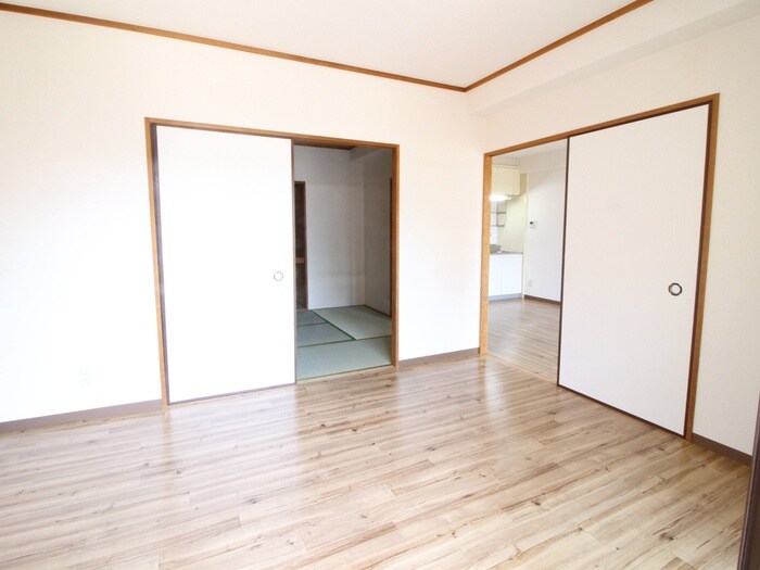 物件内観写真14　(居室)