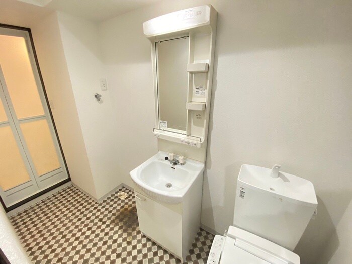 物件内観写真11　(洗面)