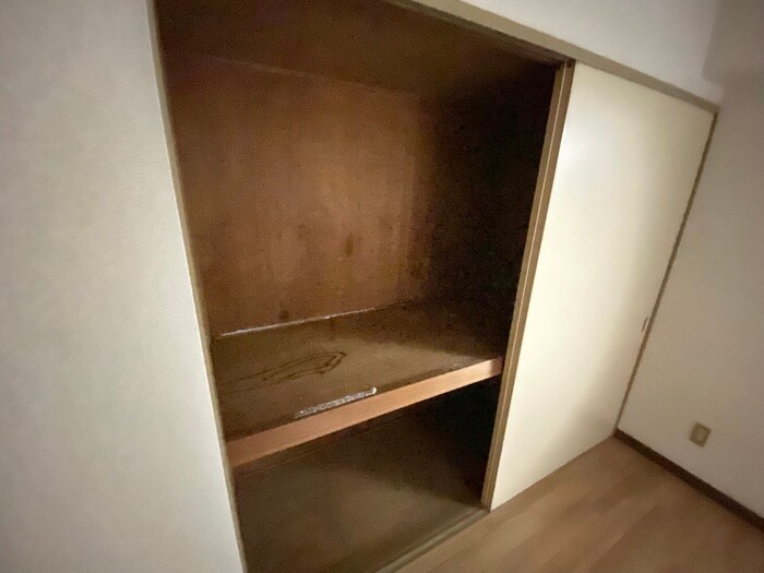 物件内観写真15　(収納)