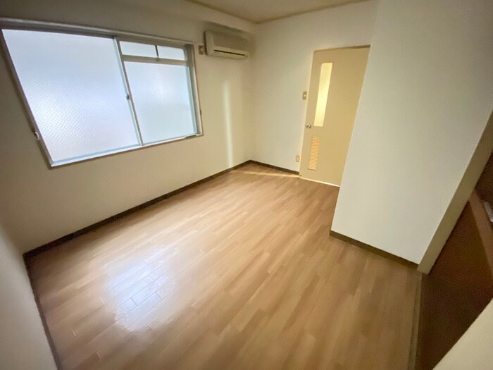 物件内観写真17　(居室)