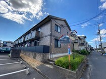 グランシャリオ（城陽市）の外観写真