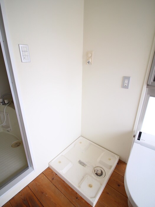 物件内観写真20　(洗濯機置場)