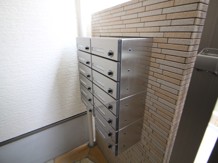 物件外観写真6　(建物設備)