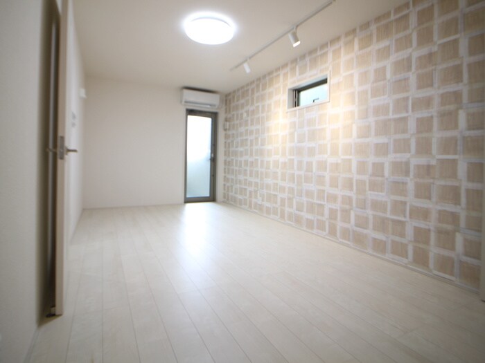 物件内観写真11　(居室)