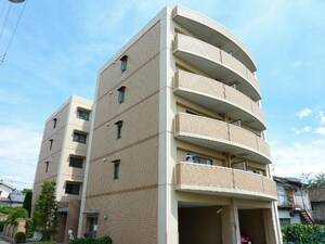 ハウスオブロ－ゼ外観写真