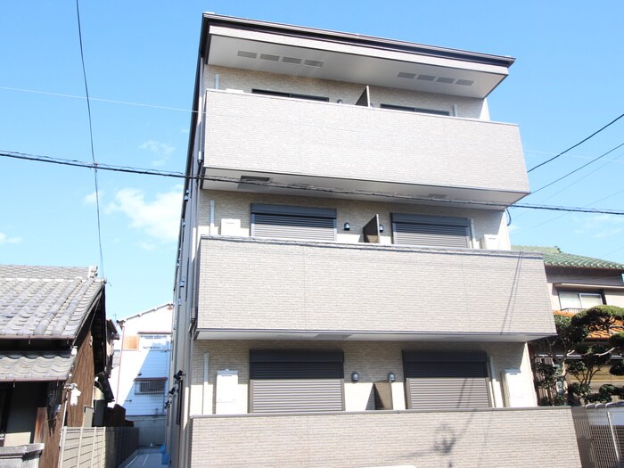 物件外観写真1　(外観写真)